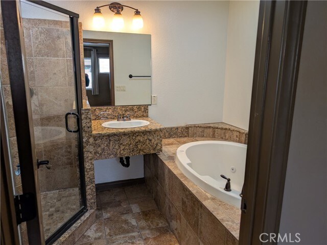 Foto del edificio - 27160 Vista Rd