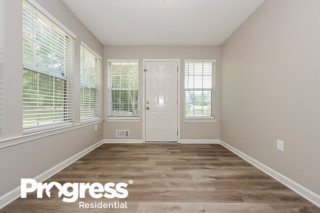 Building Photo - 310 Rebecca Ct