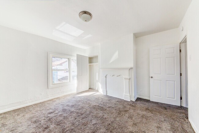 Foto del edificio - Available MAY 2026 - Beautiful 2 Bedroom Home w/ Recent Updates!