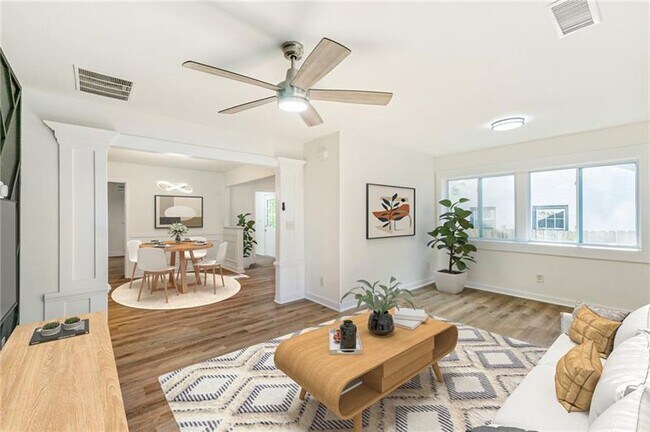 Foto del edificio - 1258 Lyle Ave
