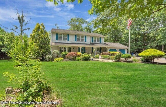 Building Photo - 2544 Whitesville Rd