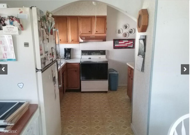 Building Photo - 5 br, 3 bath House - 3172 S Center Rd