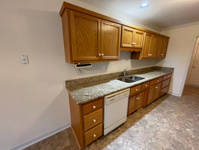 Building Photo - 1007 Loganberry Ct