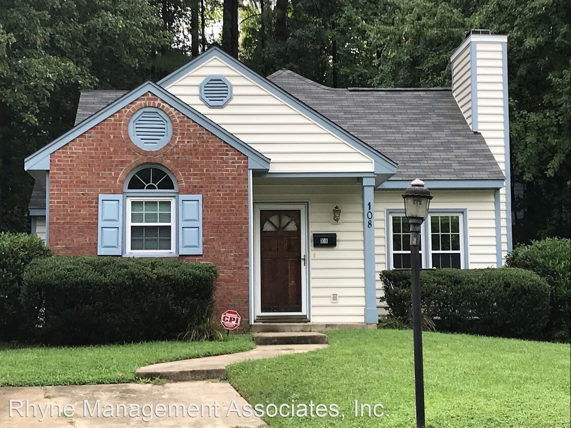 3 br, 2 bath House 108 Ellsworth Place House Rental in Cary, NC