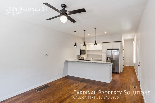 Foto del edificio - Cozy 1 Bedroom House with Basement!