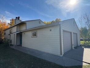 Building Photo - 524 N 22nd Ave