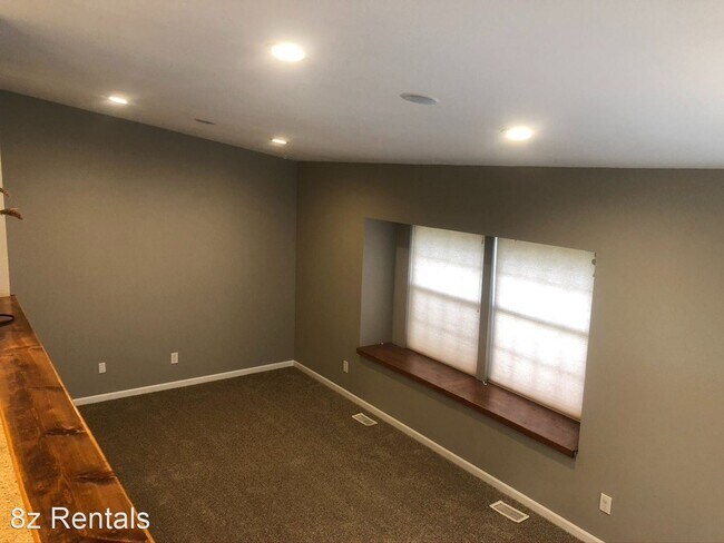 Foto del edificio - 4 br, 2.5 bath House - 6545 S Balsam Ct
