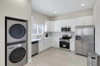 Building Photo - 7997 Montara Ave