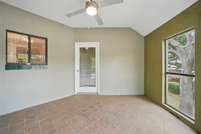 Building Photo - 4144 Greystone Way