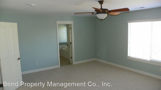 Foto del edificio - 4 br, 2.5 bath House - 19964 Brass Drive