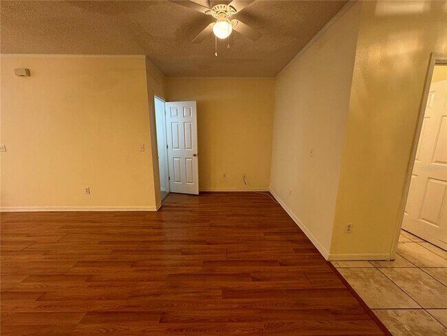 Foto del edificio - 6567 Osprey Lake Cir