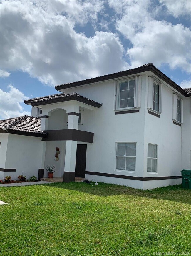 Building Photo - 3100 SW 149th Ave