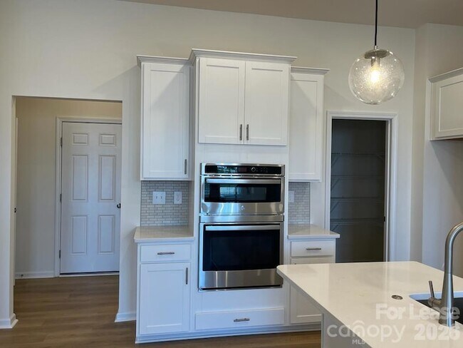 Building Photo - 9119 Harwen Ln