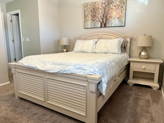 Building Photo - 3708 E Kerry Ln