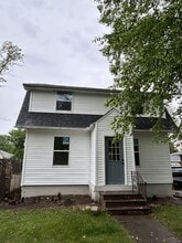 Building Photo - 1404 W Springfield Ave