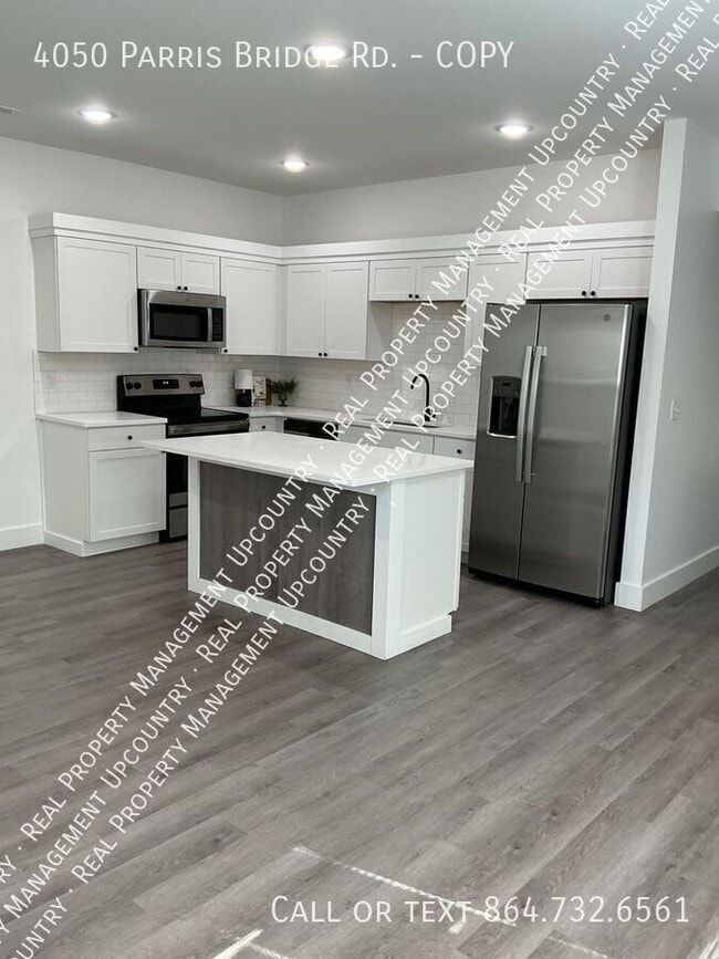 Building Photo - 4050 Parris Bridge Rd