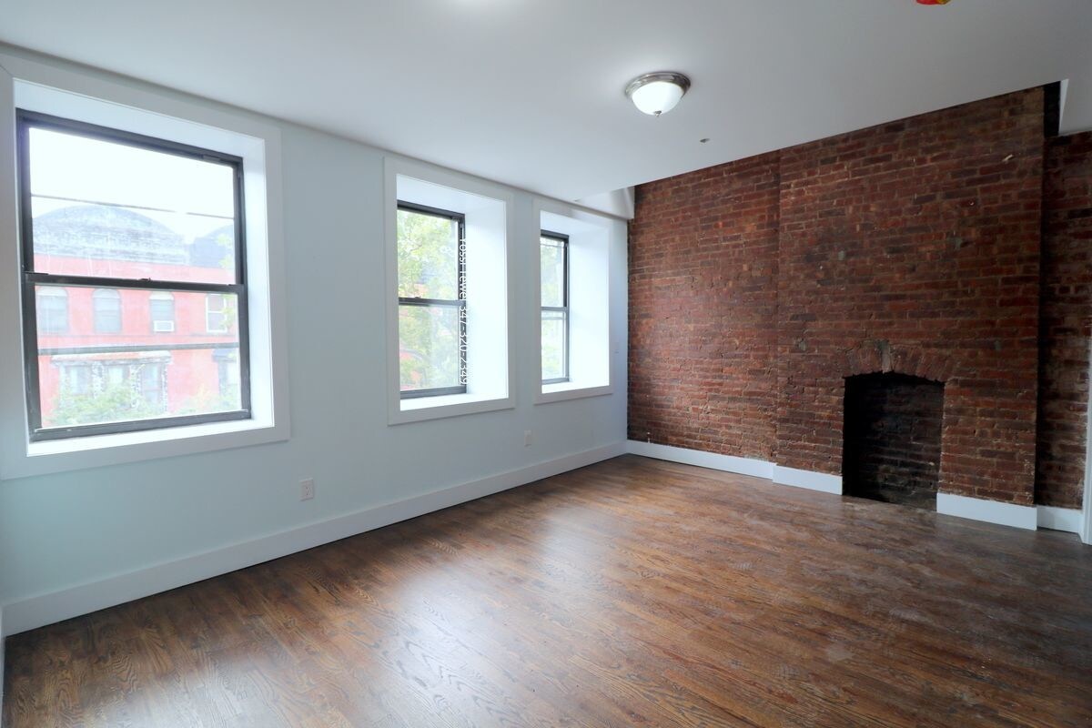 Primary Photo - 229 W 136th St