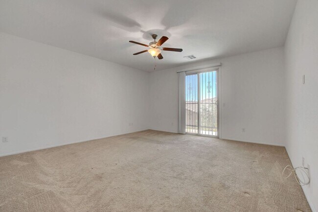 Foto del edificio - Stunning 4 bd Home in Spring Valley Coming Soon! Duel primary suites!