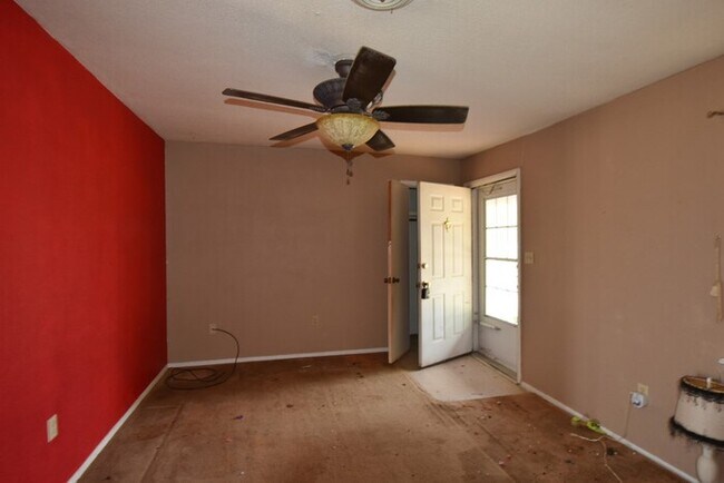 Foto del edificio - 72 SW 45th St, Lawton, OK 73505, USA