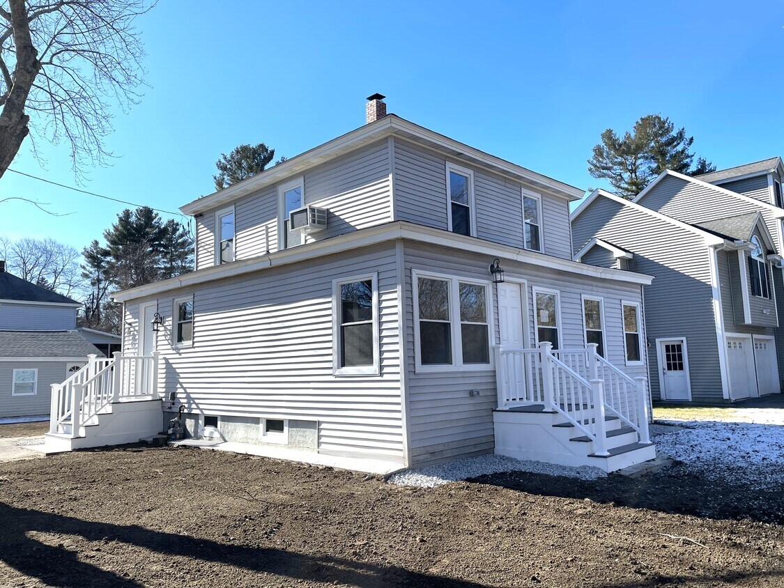 18 Lowell St, North Billerica, MA 01862 House Rental in North