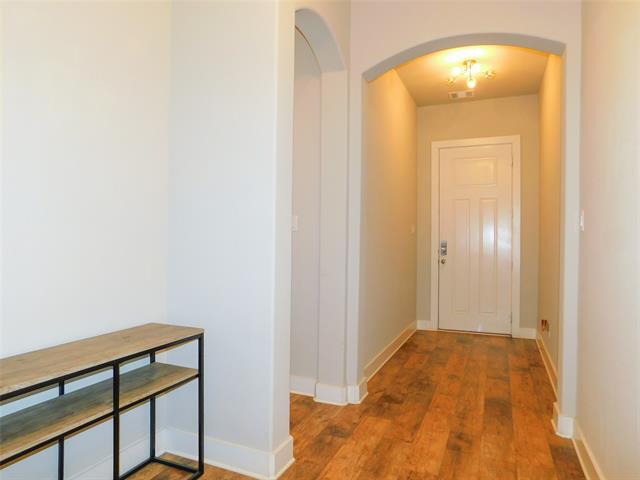 Building Photo - 1413 Black Oak Dr
