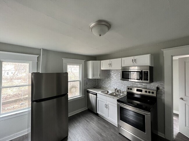 Foto del edificio - 815 Logan St SE