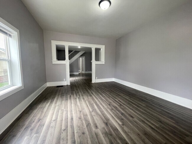 Building Photo - 3102 Winthrop Ave