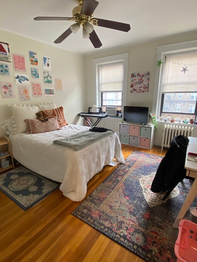 Foto del edificio - 212 Hemenway St