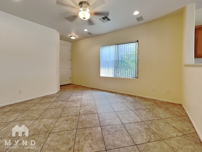 Foto del edificio - 38024 N Pagoda Ln