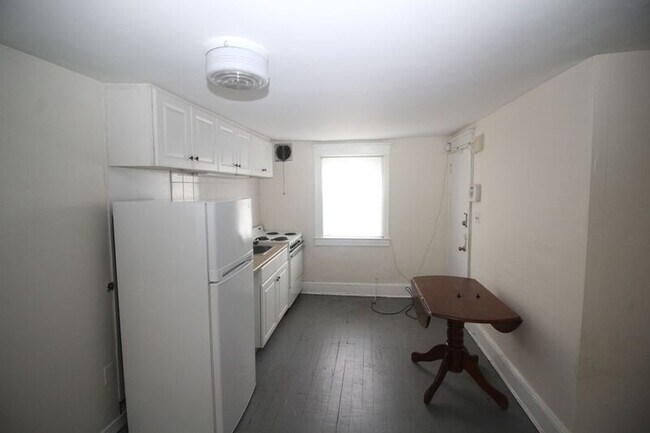 Foto del edificio - 3303 Guilford Ave