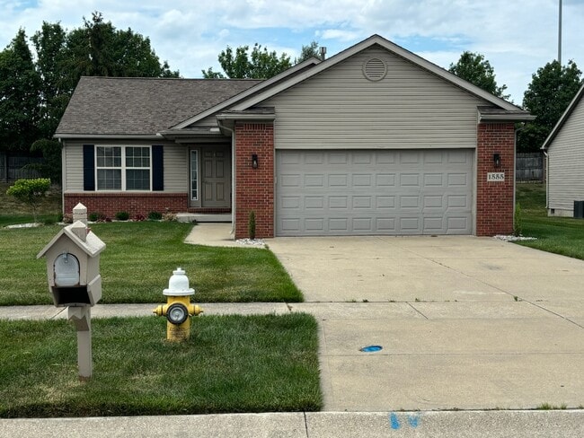 Building Photo - 1547 N Redhawk Dr