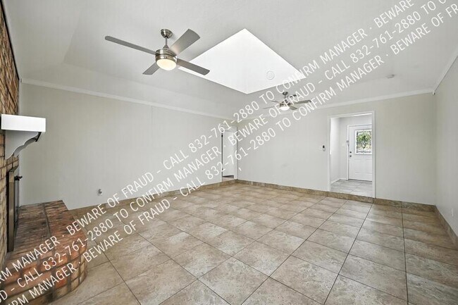 Foto del edificio - 8109 Starnes Rd