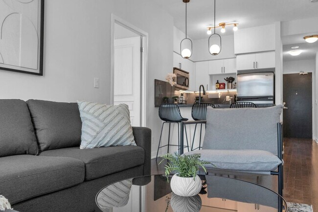 Photo du bâtiment - 18 Yonge St