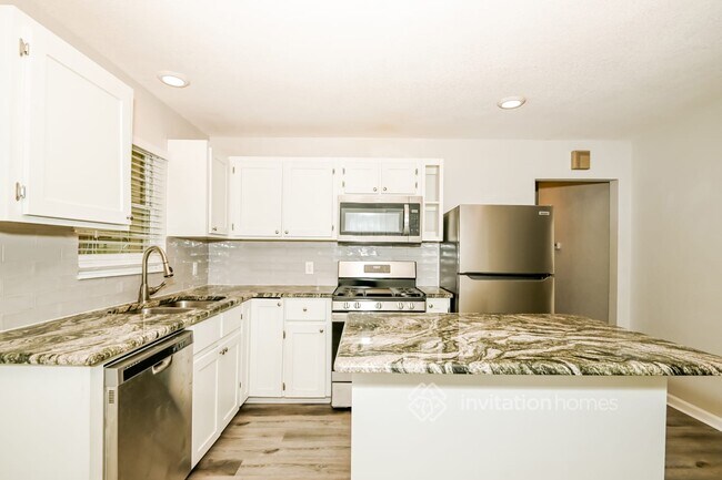 Foto del edificio - 1501 Juanita Dr