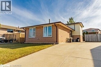 Building Photo - 26 Greening Ave