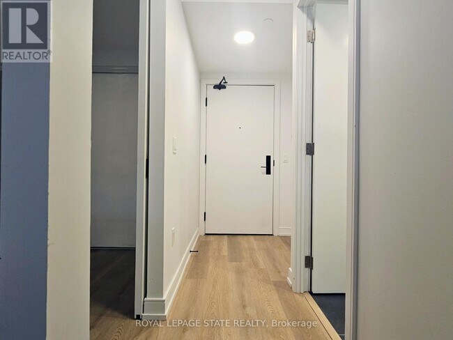 Photo du bâtiment - 1 Jarvis St