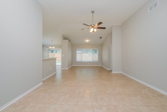 Foto del edificio - 5205 Watson Rd