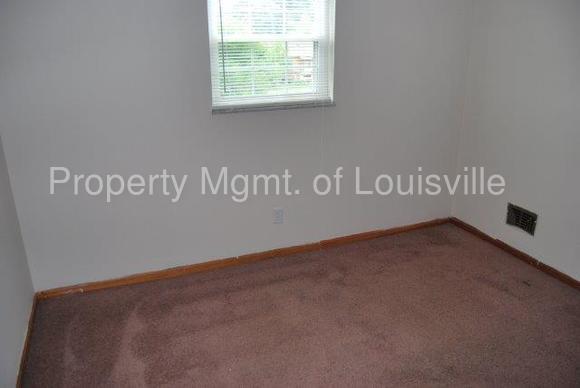 Building Photo - 3330 Breckenridge Ln