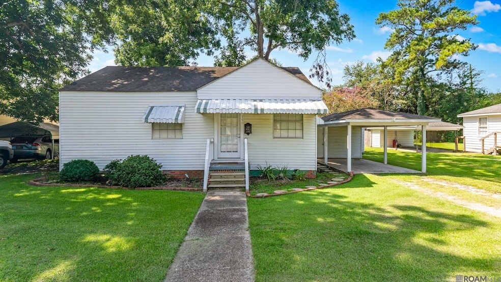 Foto principal - 759 Ave D