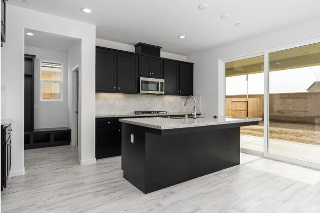 Foto del edificio - 2571 Chianti Wy