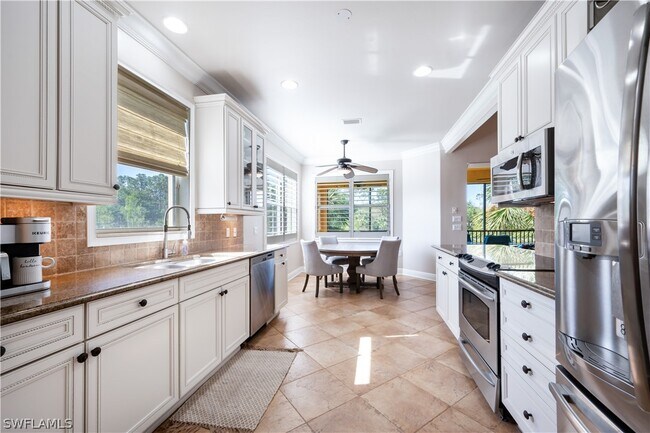 Building Photo - 12260 Toscana Way