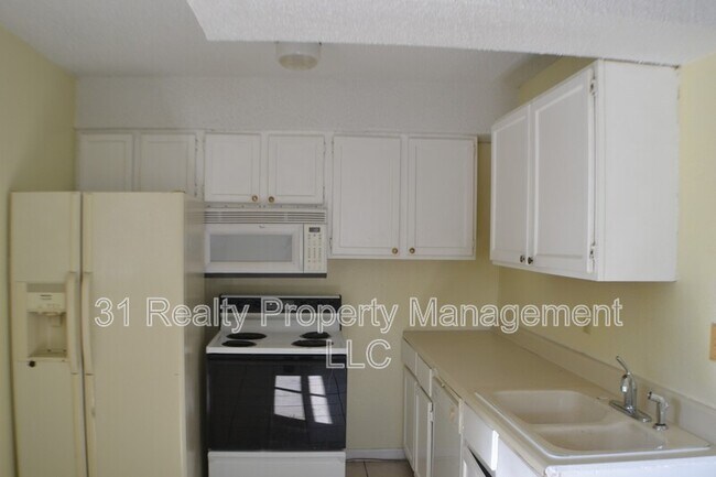 Foto del edificio - 706 Frisco Rd