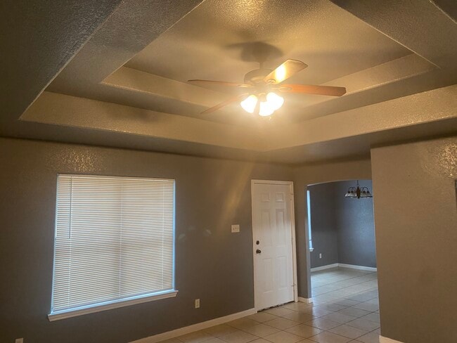 Building Photo - 7834 Shetland Dr