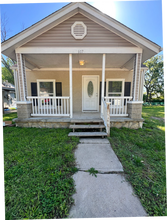 Building Photo - 607 N Hocker Ave