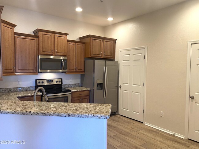 Building Photo - 14575 W Mountain View Blvd
