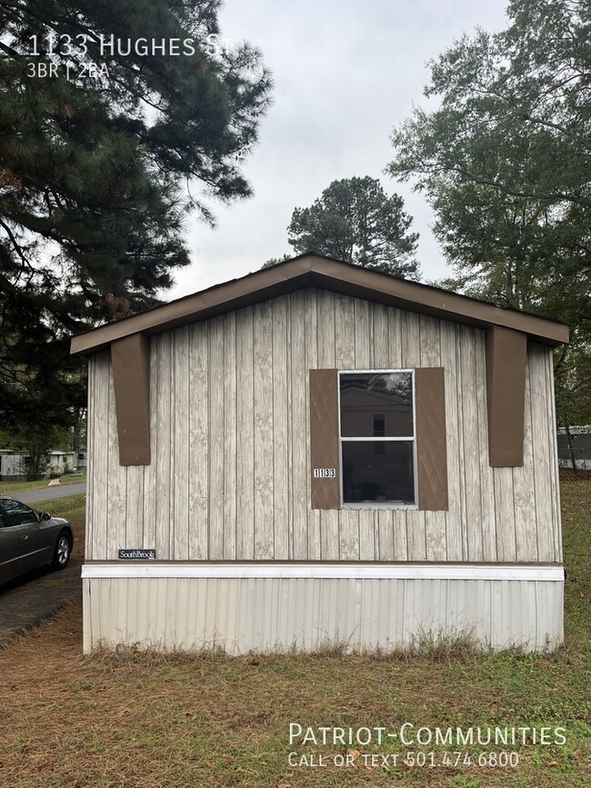 Building Photo - 1133 Hughes St