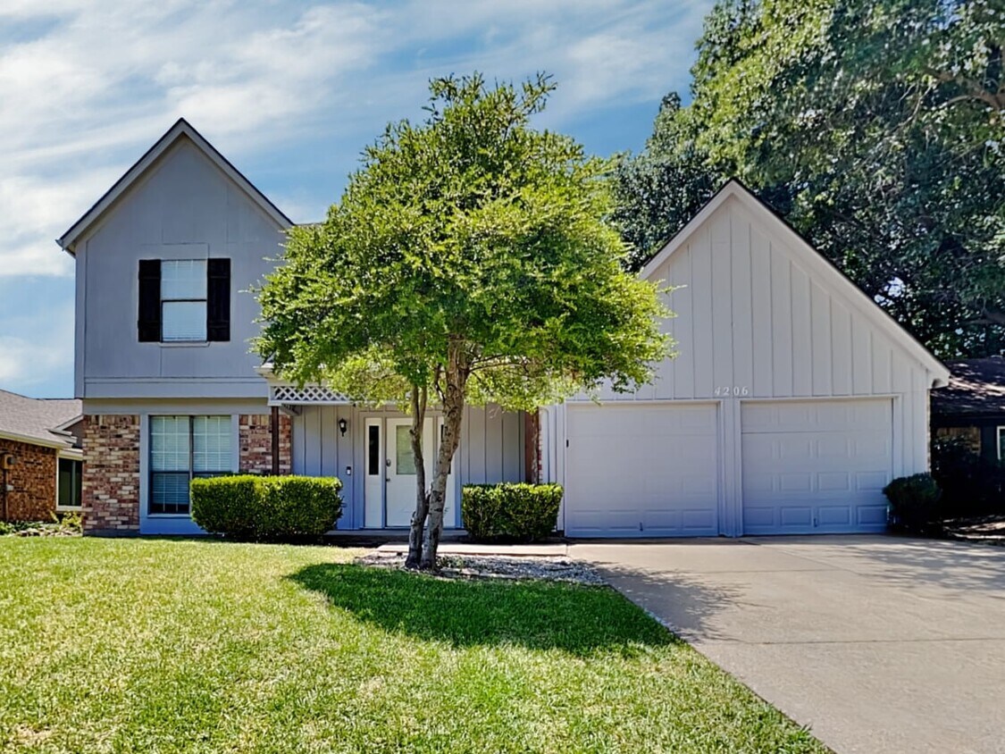Foto principal - 4206 Emerson Dr