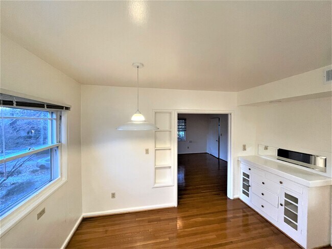 Foto del edificio - 2303 NE 12th Ave