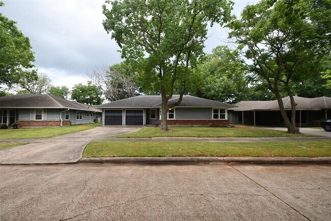 Foto del edificio - 5535 Berry Creek Dr