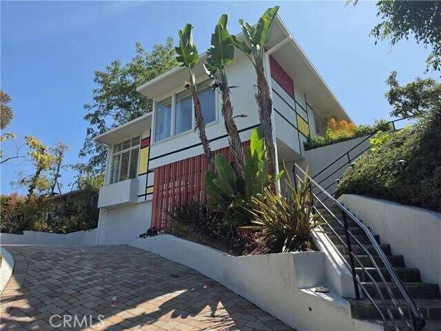 Foto del edificio - 310 S Thurston Ave